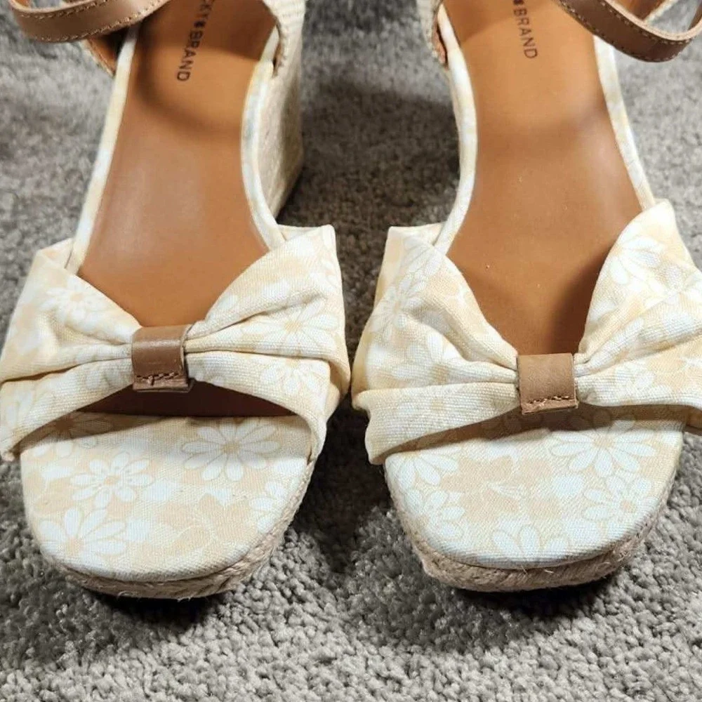 Lucky Brand Macrimay Espadrille Wedge Floral Tan Sandals Womens 9M